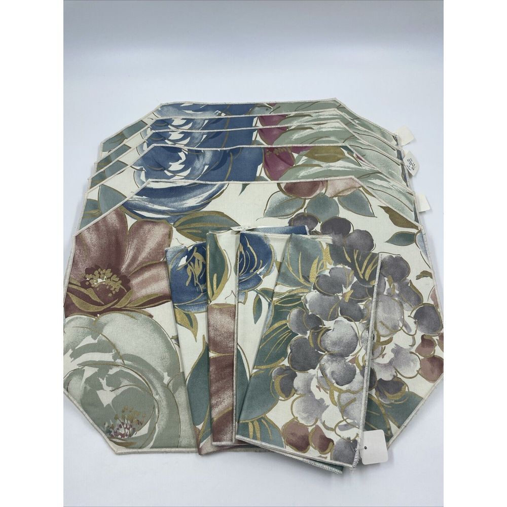 Floral Design Cloth Napkins Place Mat Set Of 4 Y2K Fab Audrey Dallas Gold Lilac